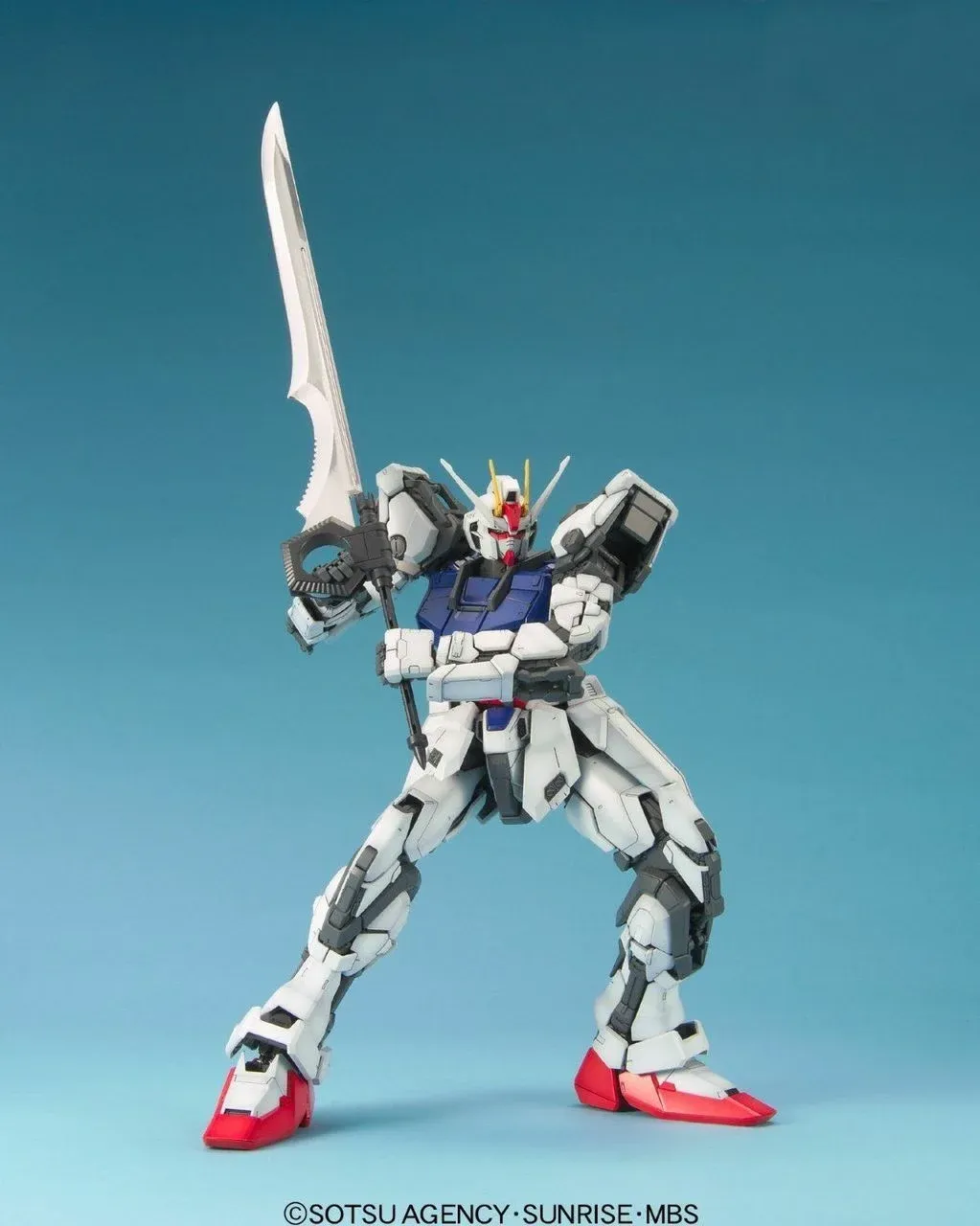GUNDAM - PG 1/60 Strike Gundam - Model Kit - 30cm REPROD